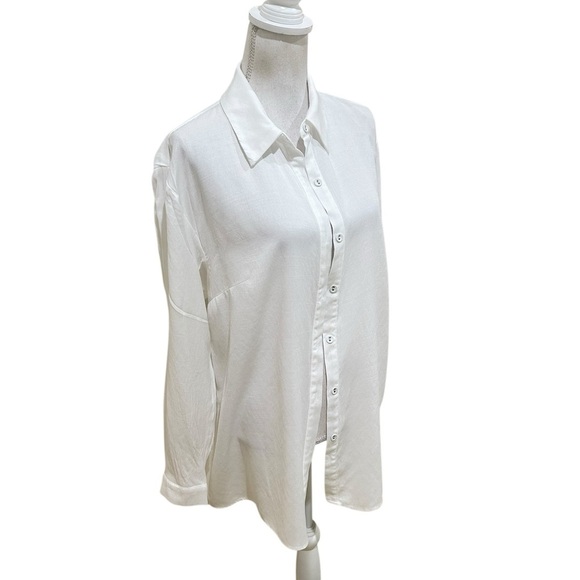 Princess Polly white oversized button down rayon shirt size 6 - Picture 3 of 9